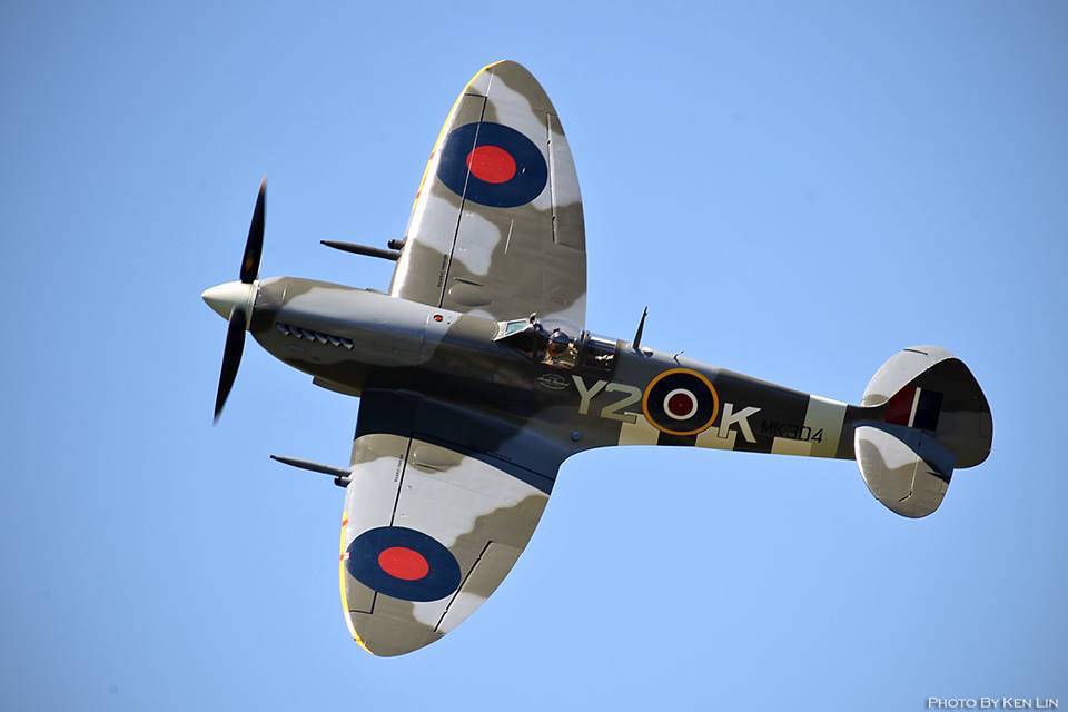 Y2K Spitfire Landing in Comox